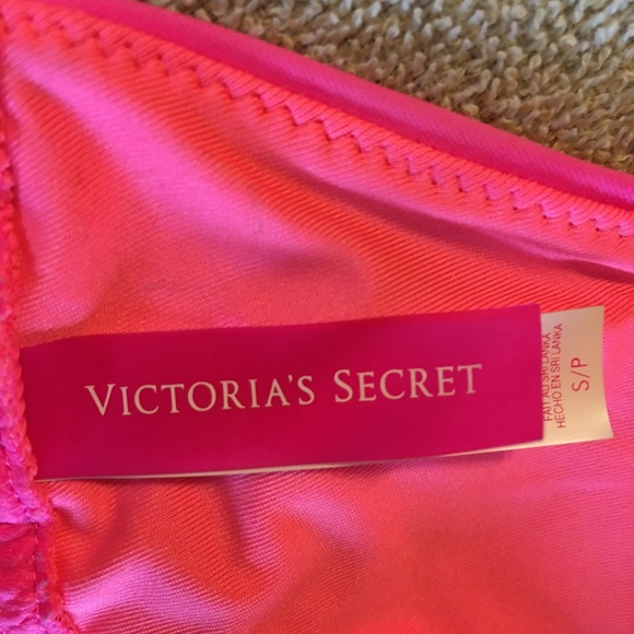 VS PINK String Bikini Top - Picture 3 of 8